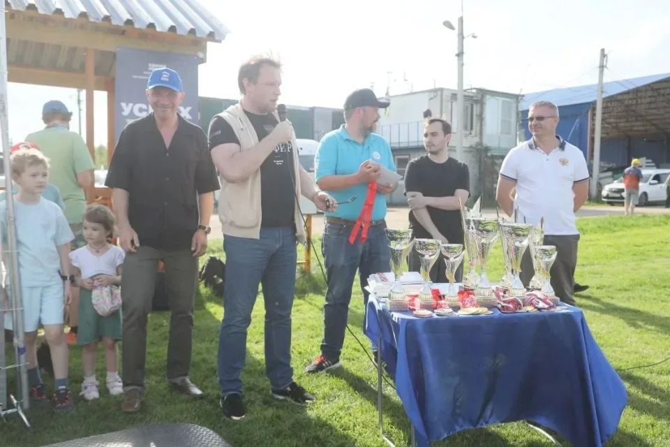 В Сергиевом Посаде на аэродроме Вихрево завершилось Первенство Московской области по ракетомодельному спорту В Сергиевом Посаде на аэродроме Вихрево завершилось Первенство Московской области по ракетомодельному спорту