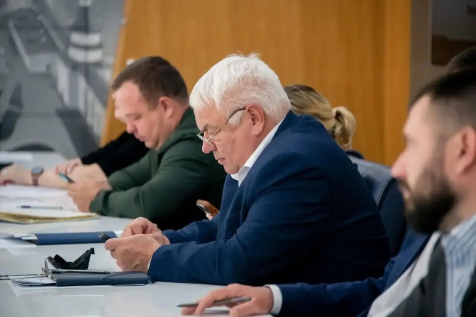 Татьяна Витушева: Вопрос содержания территорий в летний период и, в особенности, контейнерных площадок обсудили сегодня на еженедельном совещании Правительства Московской области под руководством Губернатора Андрея Воробьёва Татьяна Витушева: Вопрос содержания территорий в летний период и, в особенности, контейнерных площадок обсудили сегодня на еженедельном совещании Правительства Московской области под руководством Губернатора Андрея Воробьёва