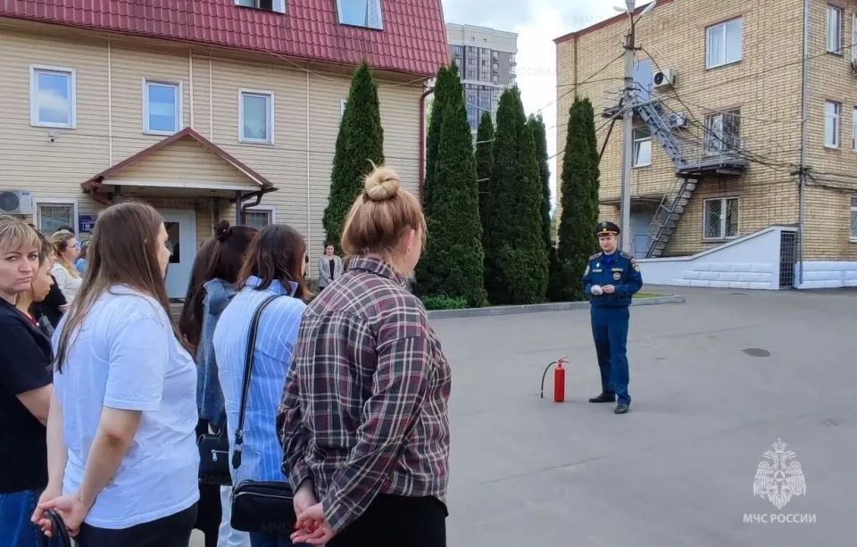 Плановая тренировка по эвакуации прошла в Наро-Фоминске Плановая тренировка по эвакуации прошла в Наро-Фоминске