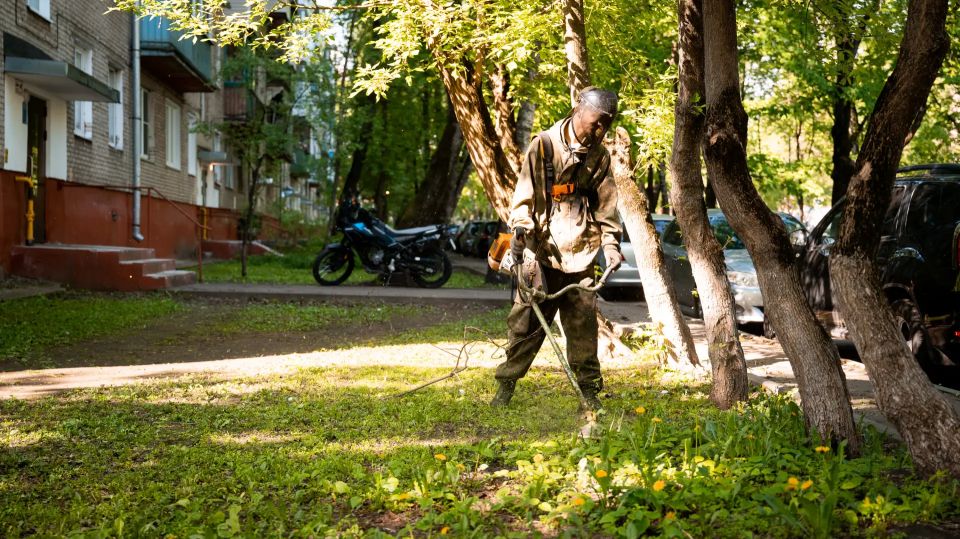 Владимир Волков: 5 новых школ и детсадов и 3 объекта после капремонта откроем в текущем году Владимир Волков: 5 новых школ и детсадов и 3 объекта после капремонта откроем в текущем году