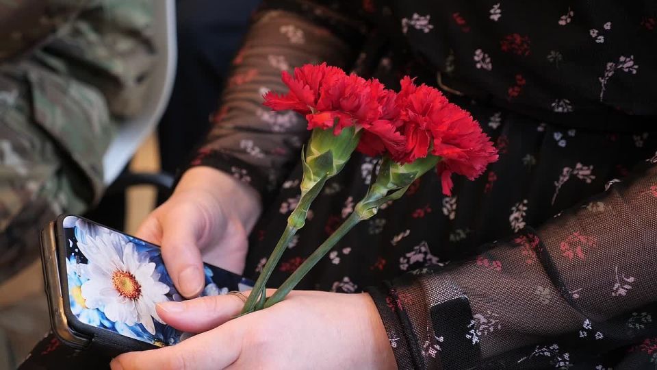 Владимир Волков: В Лингвистической школе открыли парту в честь Героя Советского Союза Петра Михайловича Вострухина