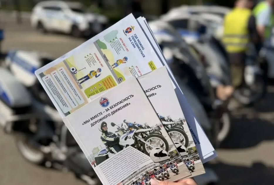 Мотобатальон Госавтоинспекции регулярно проводит выезды в сельскую местность, где проблема «несовершеннолетних гонщиков» стоит наиболее остро