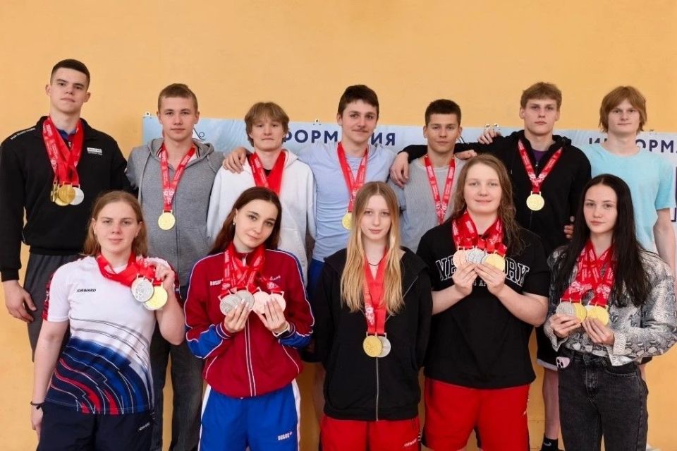 Мытищинские пловцы стали лучшими в регионе