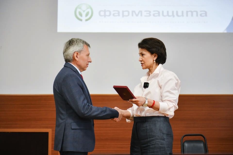 В Химках наградили специалистов фармацевтической отрасли В Химках наградили специалистов фармацевтической отрасли