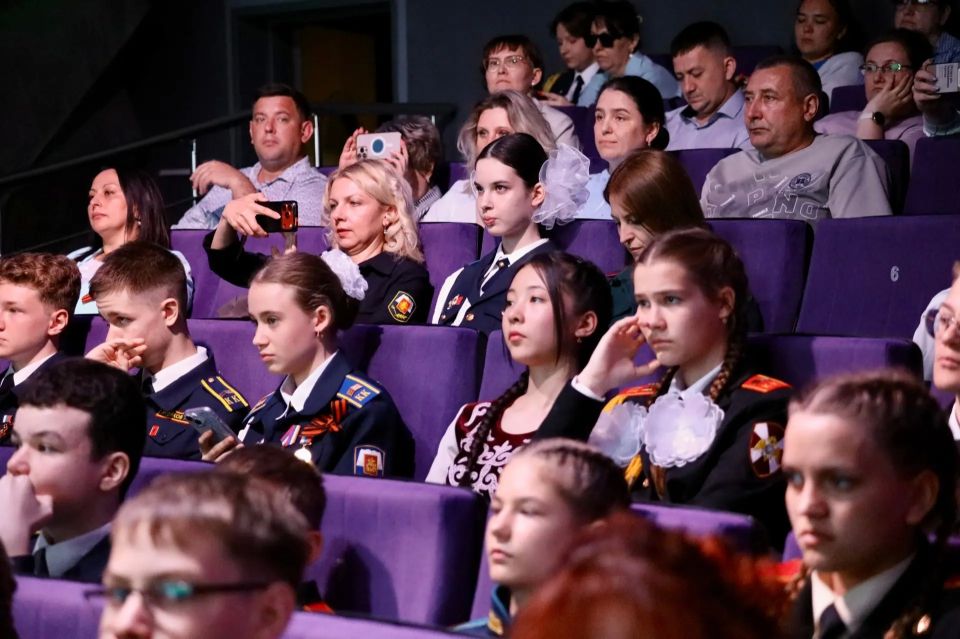 Красногорские кадеты вошли в число лучших в Подмосковье Красногорские кадеты вошли в число лучших в Подмосковье