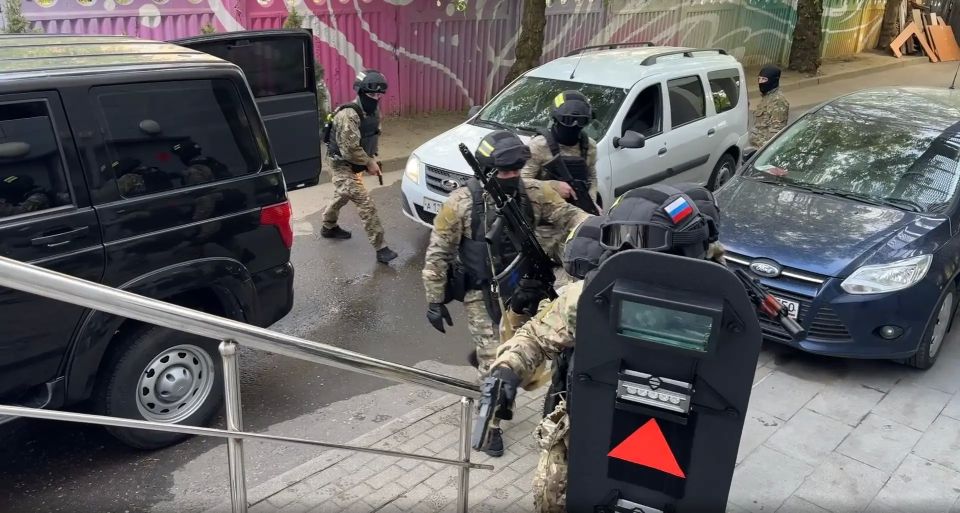 В Красногорске прошли масштабные антитеррористические учения В Красногорске прошли масштабные антитеррористические учения