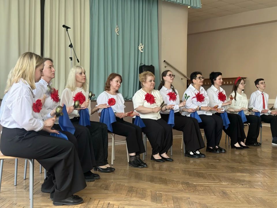Ложкари играть начнут – ноги сами в пляс пойдут: в школе Химок провели концерт русской народной музыки Ложкари играть начнут – ноги сами в пляс пойдут: в школе Химок провели концерт русской народной музыки
