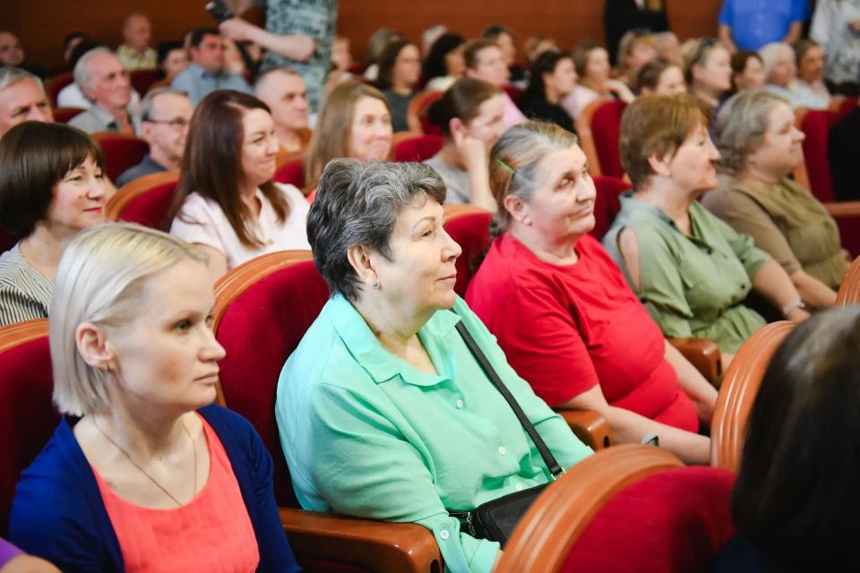 В Химках наградили специалистов фармацевтической отрасли В Химках наградили специалистов фармацевтической отрасли