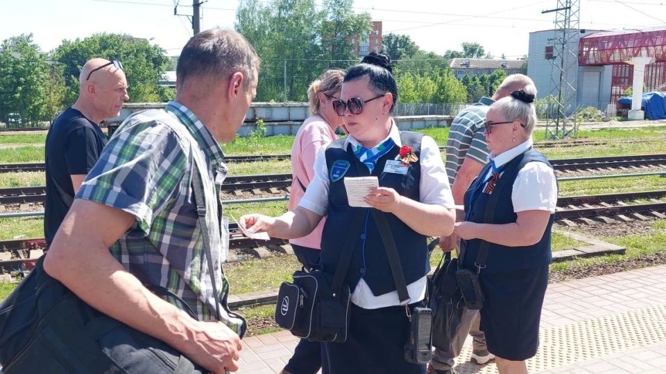 На железнодорожной станции «Серпухов» прошла акция «Сохрани себе жизнь» На железнодорожной станции «Серпухов» прошла акция «Сохрани себе жизнь»