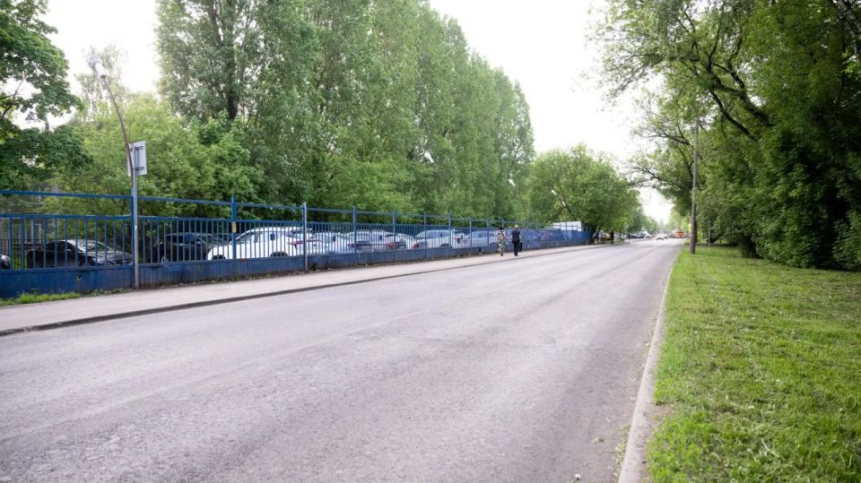 Владимир Волков: Сезон благоустройства в активной фазе - как ведут работы на улице Мира в Люберцах подрядные организации и управляющие компании проверили с коллегами Владимир Волков: Сезон благоустройства в активной фазе - как ведут работы на улице Мира в Люберцах подрядные организации и управляющие компании проверили с коллегами