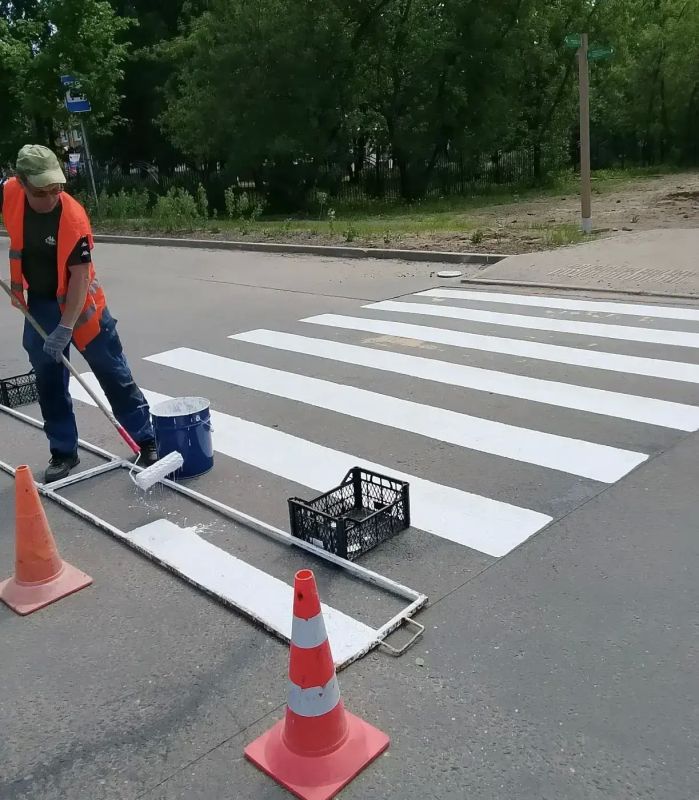Сотрудники МБУ «Благоустройство СП» продолжают наводить порядок во всех населённых пунктах Сергиево-Посадского округа Сотрудники МБУ «Благоустройство СП» продолжают наводить порядок во всех населённых пунктах Сергиево-Посадского округа