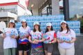 Акция продолжается: сегодня волонтеры раздали более 1400 бутылок воды