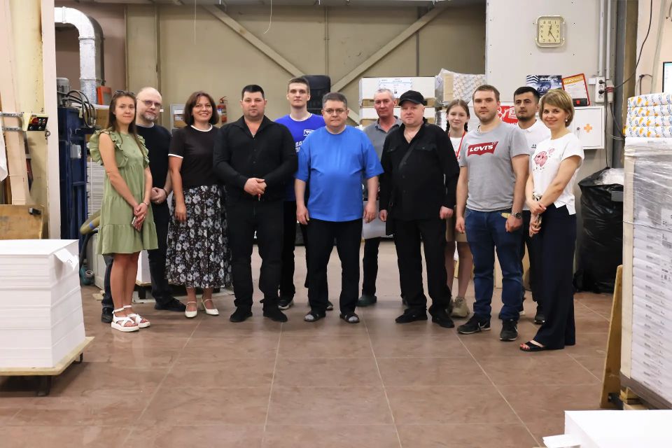 Семьи ветеранов СВО из Реутова посетили типографию Семьи ветеранов СВО из Реутова посетили типографию