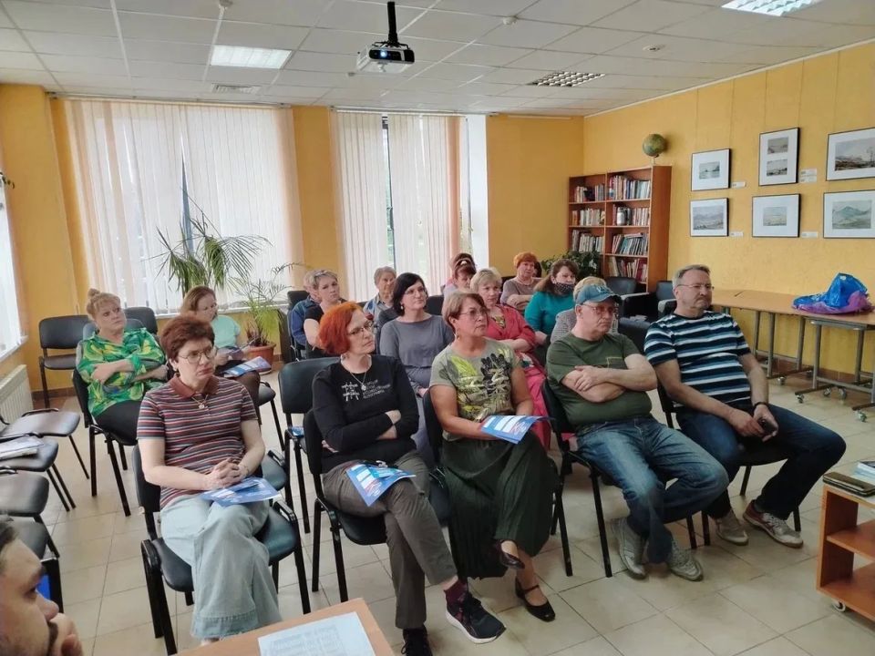 ПУЩИНО. Есть результат – наказы исполнены! ПУЩИНО. Есть результат – наказы исполнены!