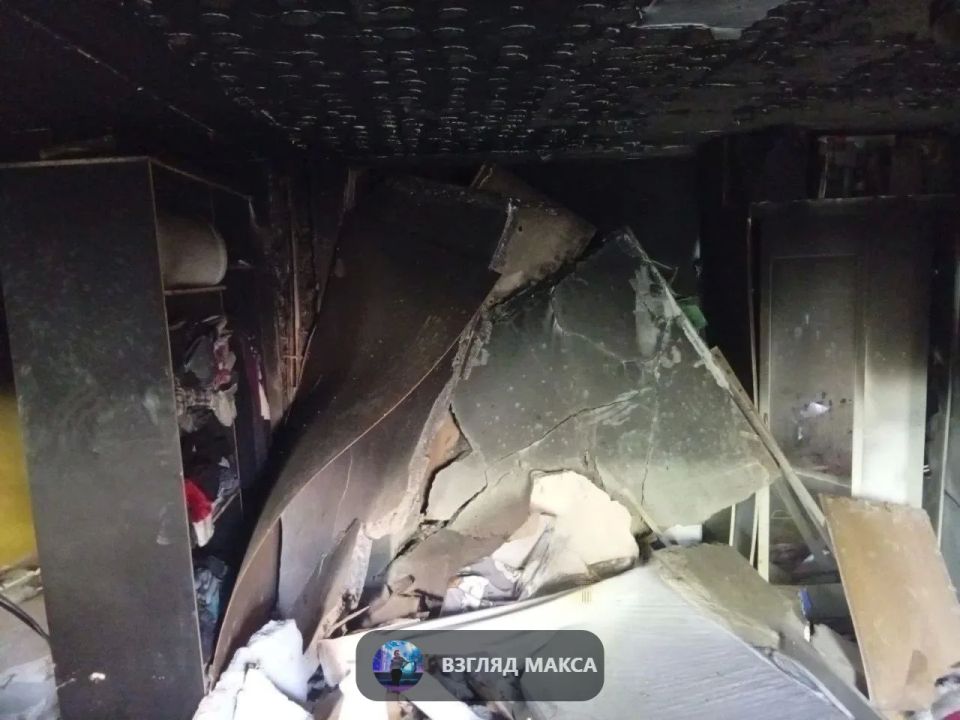 В подмосковной Лобне два человека погибли после взрыва газа и пожара в многоквартирном доме на улице Калинина В подмосковной Лобне два человека погибли после взрыва газа и пожара в многоквартирном доме на улице Калинина