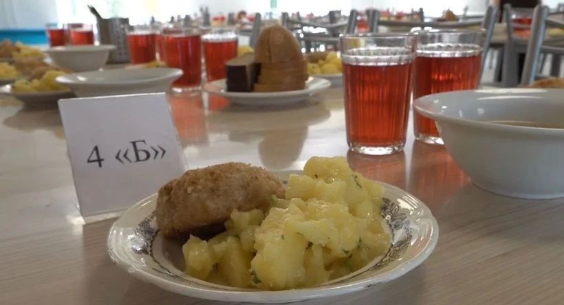 Родители проверили школьное питание в Менделеевской школе - и остались довольны! Родители проверили школьное питание в Менделеевской школе - и остались довольны!