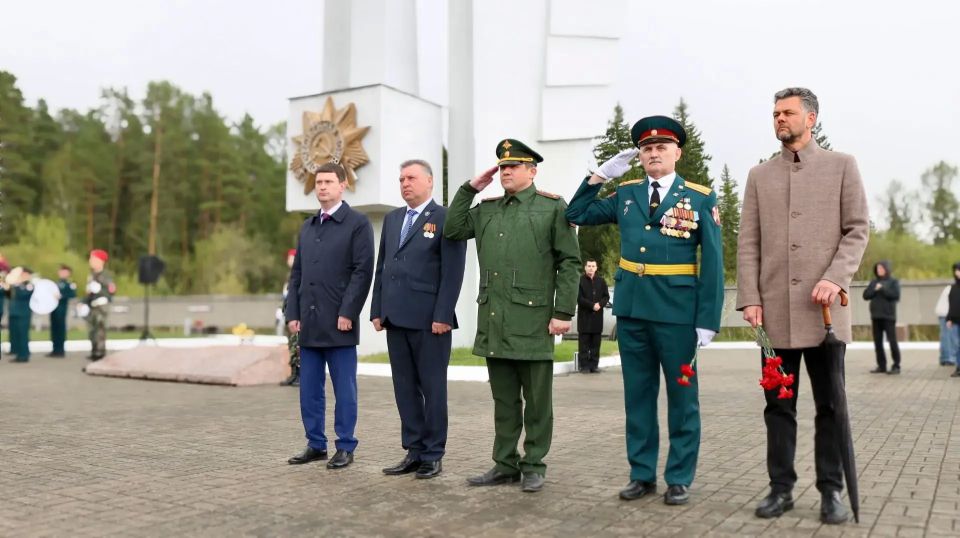 В Железногорске прошло торжественное мероприятие в честь 10-летия движения «Юнармия»