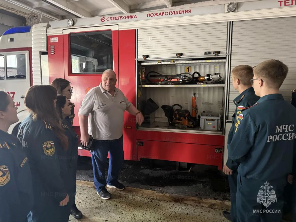 От сердца к сердцу: в Люберцах ветераны хранят и передают традиции пожарной охраны От сердца к сердцу: в Люберцах ветераны хранят и передают традиции пожарной охраны