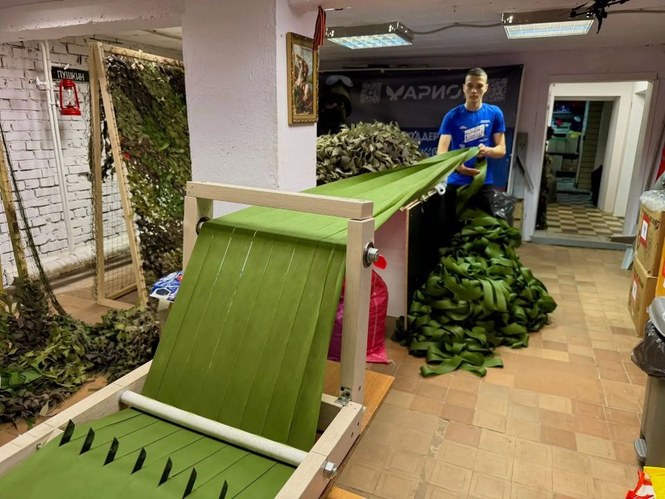 Каждый может помочь: в Ступино волонтёры приглашают желающих плести маскировочные сети Каждый может помочь: в Ступино волонтёры приглашают желающих плести маскировочные сети