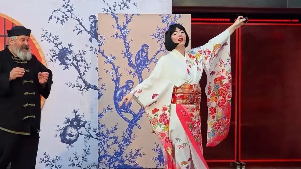 Коломна стала сценой для выпускного спектакля студентов ГИТИСа Коломна стала сценой для выпускного спектакля студентов ГИТИСа