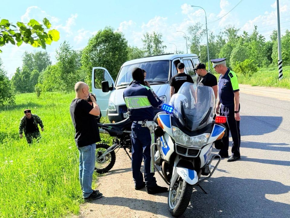 С открытием мотосезона на дорогах Истринского округа всё чаще можно встретить подростков за рулем питбайков, квадроциклов и электровелосипедов С открытием мотосезона на дорогах Истринского округа всё чаще можно встретить подростков за рулем питбайков, квадроциклов и электровелосипедов