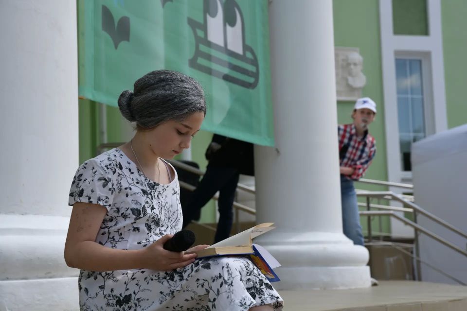 В минувшие выходные в Дмитрове впервые прошёл масштабный семейный фестиваль «ПредпоЧтения», собравший почти 3000 гостей В минувшие выходные в Дмитрове впервые прошёл масштабный семейный фестиваль «ПредпоЧтения», собравший почти 3000 гостей