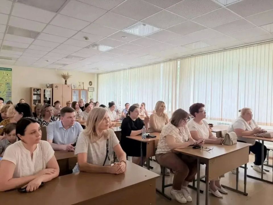 В Реутове прошла серия родительских собраний на тему кибербезопасности В Реутове прошла серия родительских собраний на тему кибербезопасности