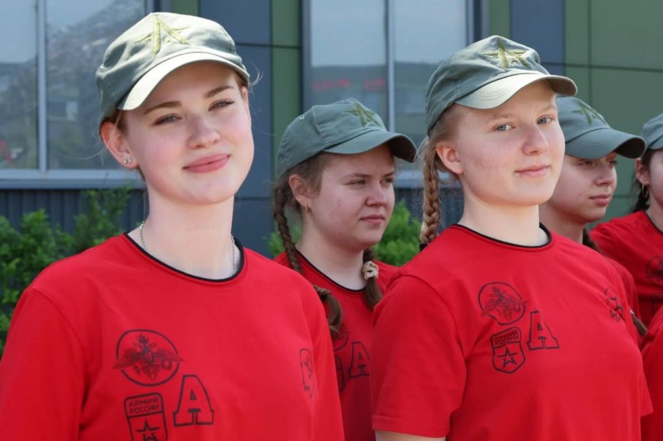 Девушки Раменского колледжа впервые отправились на военно-патриотические сборы Девушки Раменского колледжа впервые отправились на военно-патриотические сборы
