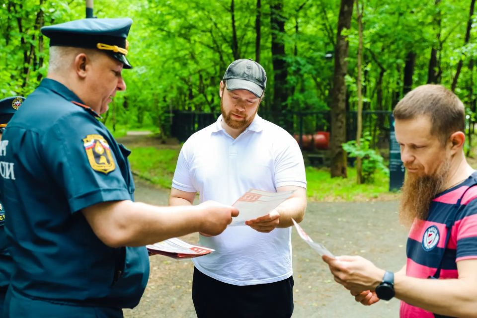 Лес под защитой: в Химках провели противопожарные рейды Лес под защитой: в Химках провели противопожарные рейды