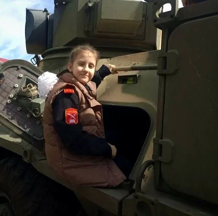 Росгвардейцы организовали экскурсию для кадет в Подмосковье Росгвардейцы организовали экскурсию для кадет в Подмосковье