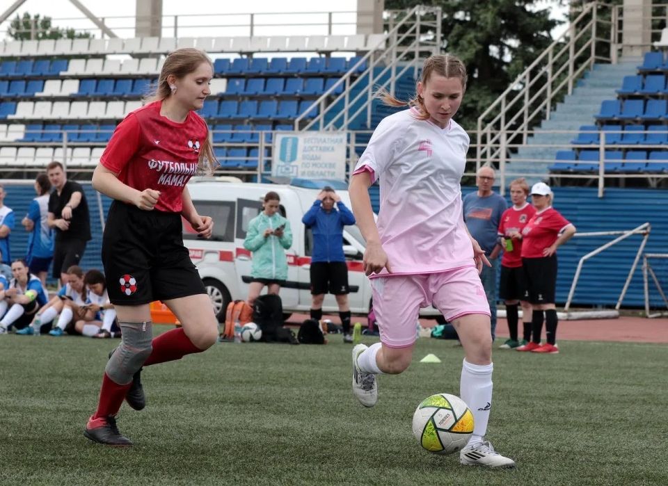 В Подмосковье стартовал Кубок футбольных мам В Подмосковье стартовал Кубок футбольных мам