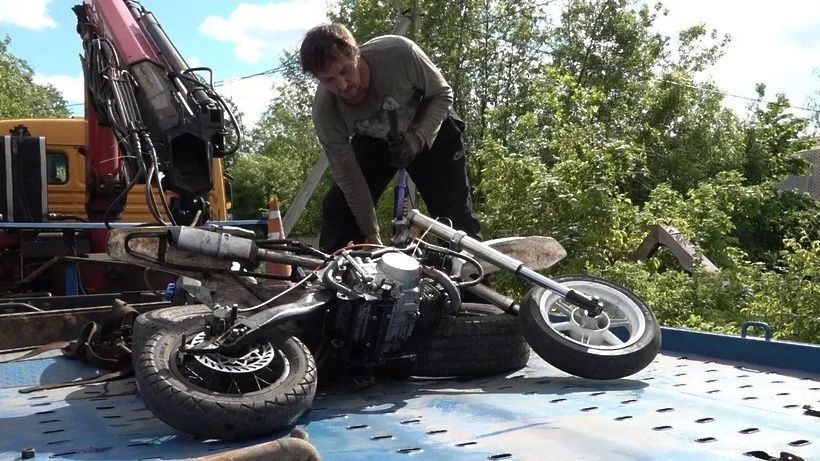 В Солнечногорске проверили юных водителей питбайков В Солнечногорске проверили юных водителей питбайков