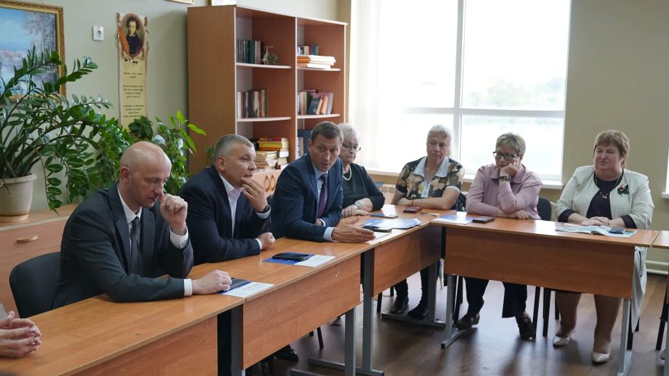 Будни и праздники: олимпиец Александр Легков посетил школы Долгопрудного Будни и праздники: олимпиец Александр Легков посетил школы Долгопрудного