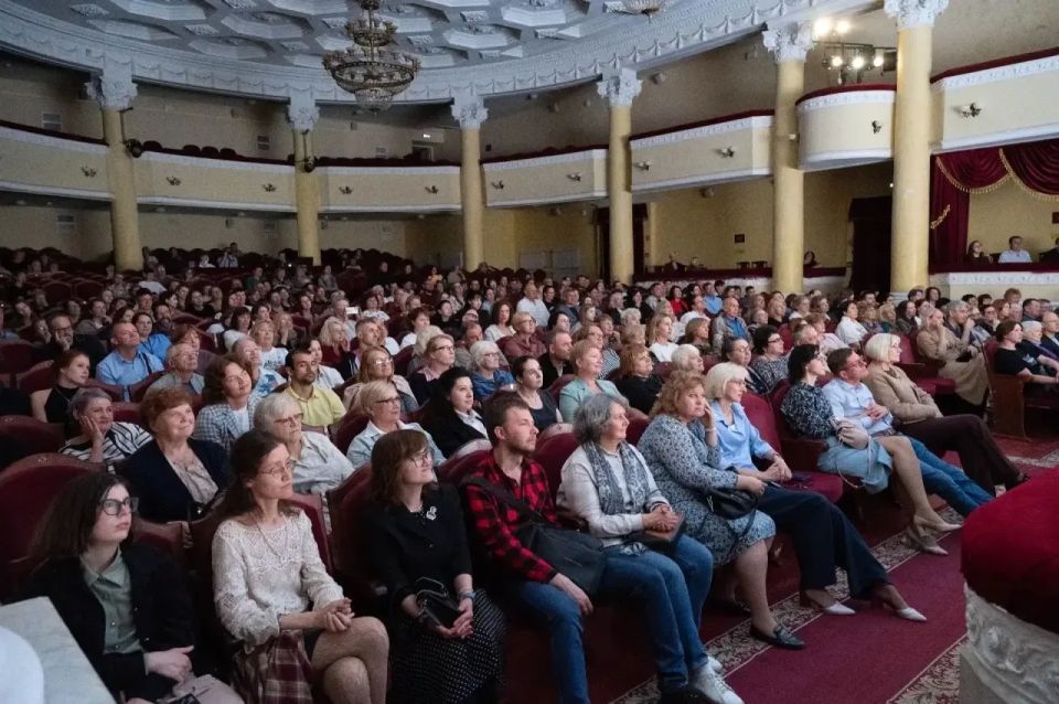 С 22 по 31 мая музей-заповедник «Мелихово» станет главной сценой 26-го Международного фестиваля «Мелиховская весна» С 22 по 31 мая музей-заповедник «Мелихово» станет главной сценой 26-го Международного фестиваля «Мелиховская весна»