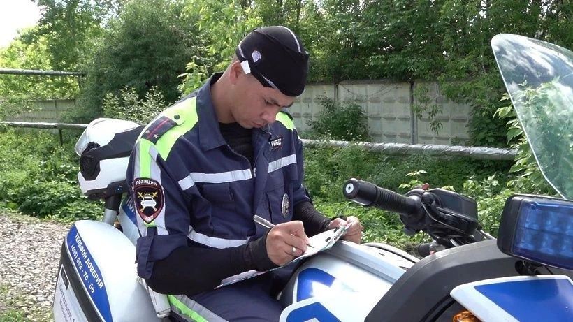 В Солнечногорске проверили юных водителей питбайков В Солнечногорске проверили юных водителей питбайков