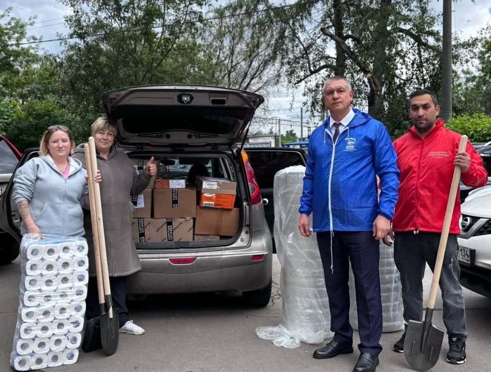 В Подольске при участии депутата горсовета Сергея Шведкова из Волонтёрского центра передали очередную партию гуманитарной помощи