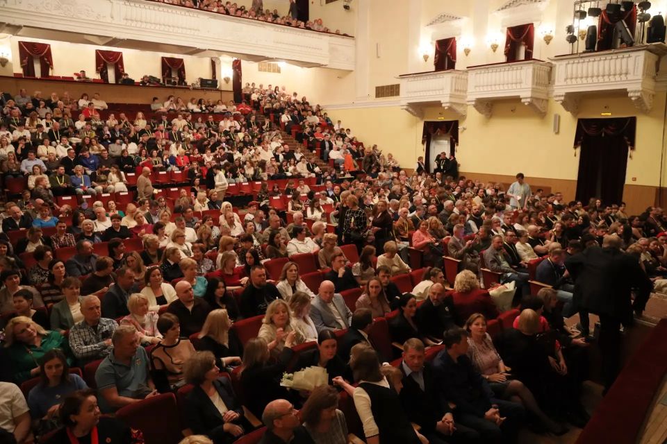 Сегодня XXIII Фестиваль театров малых городов России в Сергиевом Посаде стартовал с мощного аккорда Сегодня XXIII Фестиваль театров малых городов России в Сергиевом Посаде стартовал с мощного аккорда