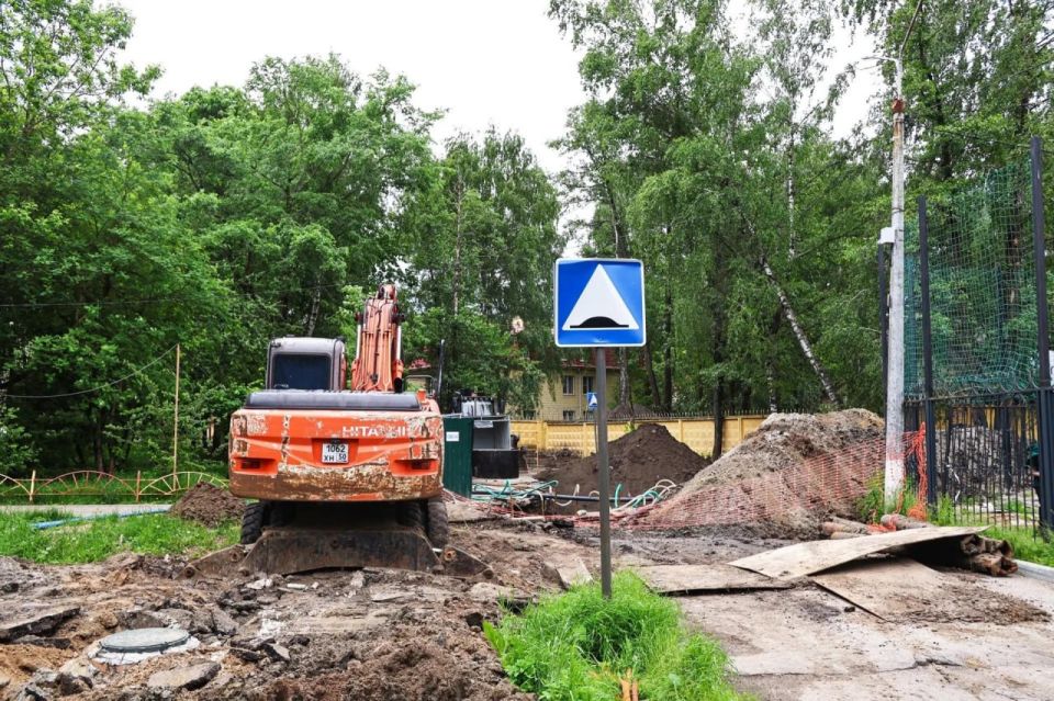 Совместно с директором Раменского водоканала Эдуард Малышев провёл выездное обследование канализационного коллектора на улице Свободы Совместно с директором Раменского водоканала Эдуард Малышев провёл выездное обследование канализационного коллектора на улице Свободы