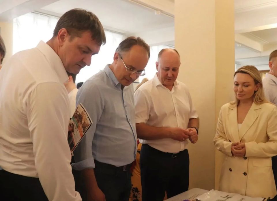 В рамках межмуниципального взаимодействия заместитель председателя Совета депутатов г. о. Воскресенск Алексей Пахомов посетил муниципальный округ Егорьевск, где состоялось торжественное мероприятие, приуроченное ко Дню...