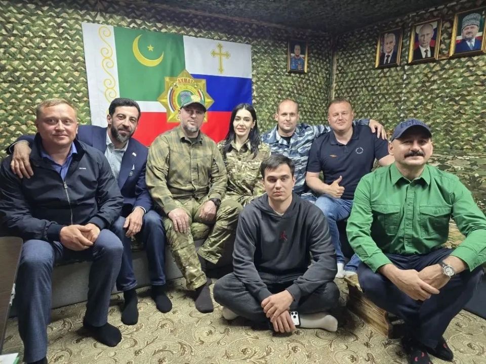 Делегация Дмитровского округа доставила гуманитарный груз в зону СВО Делегация Дмитровского округа доставила гуманитарный груз в зону СВО