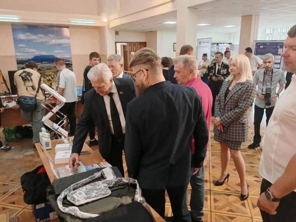 Серпухов представил научные разработки на международном форуме в Донецке Серпухов представил научные разработки на международном форуме в Донецке