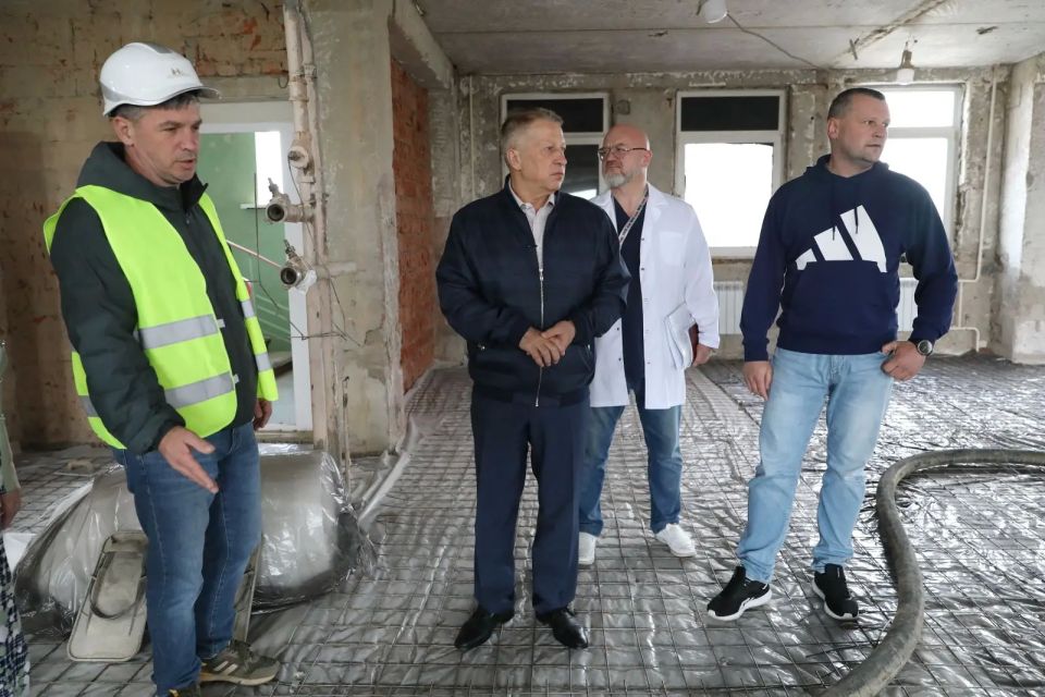 Сегодня выехал в Долгопрудненскую клиническую больницу, где идёт капитальный ремонт взрослой поликлиники Сегодня выехал в Долгопрудненскую клиническую больницу, где идёт капитальный ремонт взрослой поликлиники