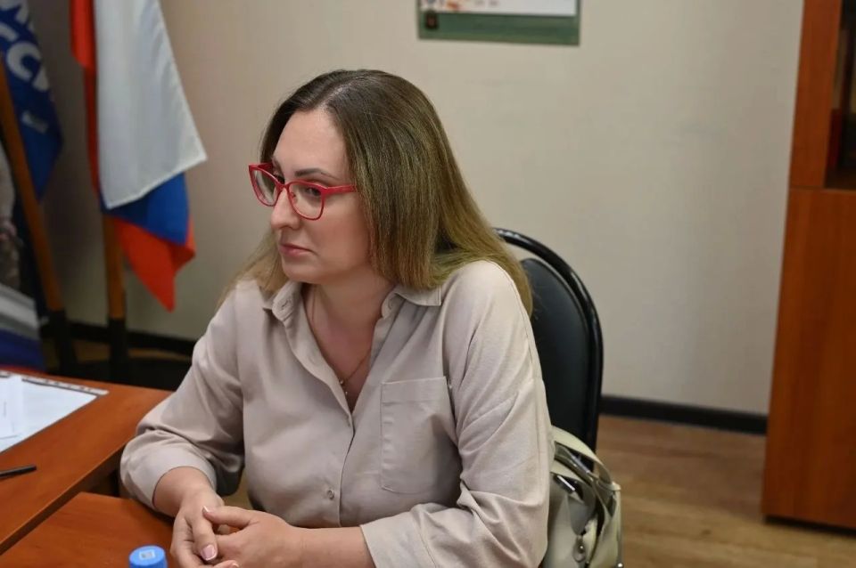 Глава Городского округа Серпухов Алексей Шимко провёл личный приём граждан в качестве секретаря местного отделения партии Единая Россия Глава Городского округа Серпухов Алексей Шимко провёл личный приём граждан в качестве секретаря местного отделения партии Единая Россия
