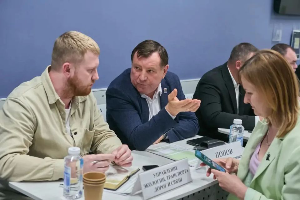 Заместитель главы Балашихи Михаил Объедков провел встречу с жителями микрорайона Павлино Заместитель главы Балашихи Михаил Объедков провел встречу с жителями микрорайона Павлино