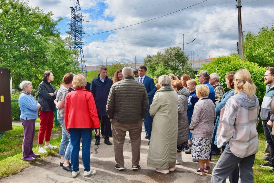 Сегодня вторую половину дня работали в Электроуглях Сегодня вторую половину дня работали в Электроуглях