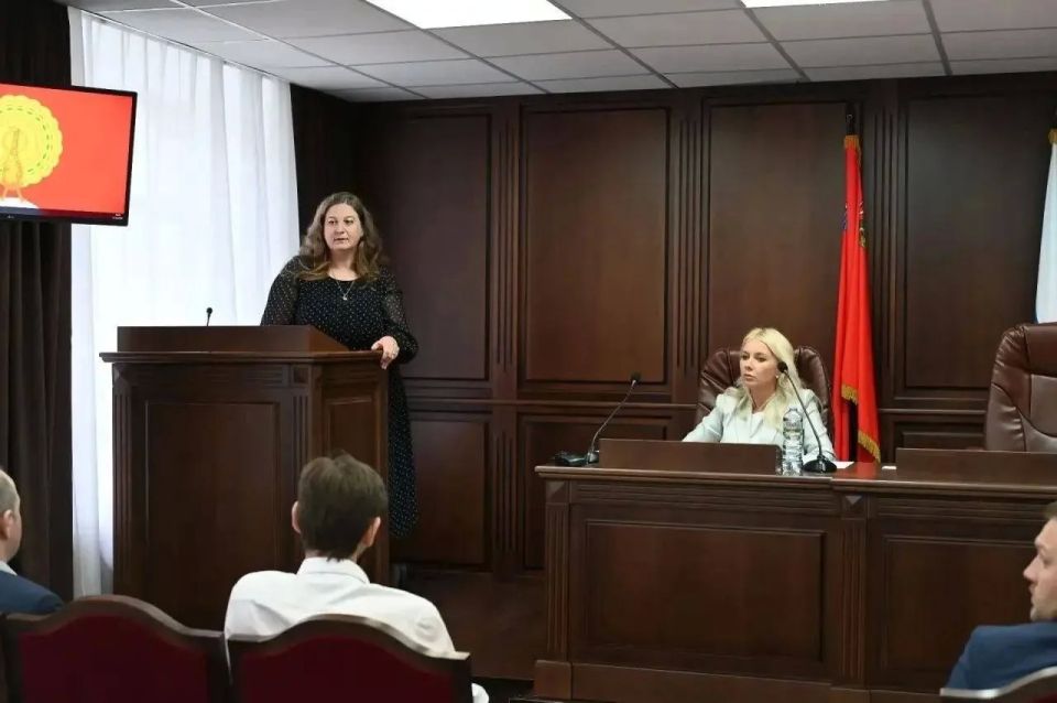 Заместитель главы Городского округа Серпухов Оксана Лебедева встретилась с представителями Совета молодых учёных, чтобы обсудить развитие науки и поддержку молодых специалистов в Большом Серпухове Заместитель главы Городского округа Серпухов Оксана Лебедева встретилась с представителями Совета молодых учёных, чтобы обсудить развитие науки и поддержку молодых специалистов в Большом Серпухове