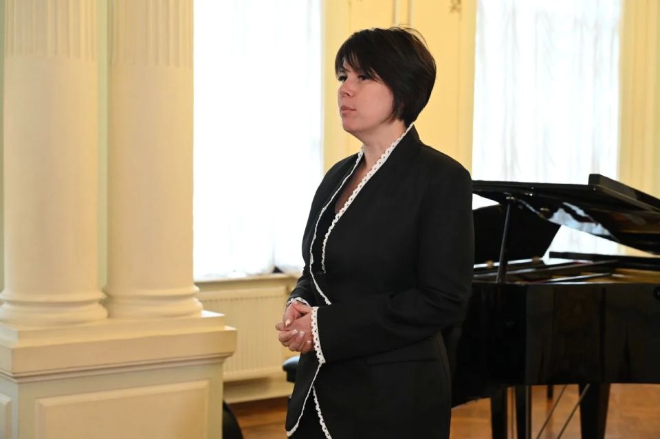 В Серпуховском историко-художественном музее стартовал V Международный конкурс «Палитра старых мастеров» В Серпуховском историко-художественном музее стартовал V Международный конкурс «Палитра старых мастеров»