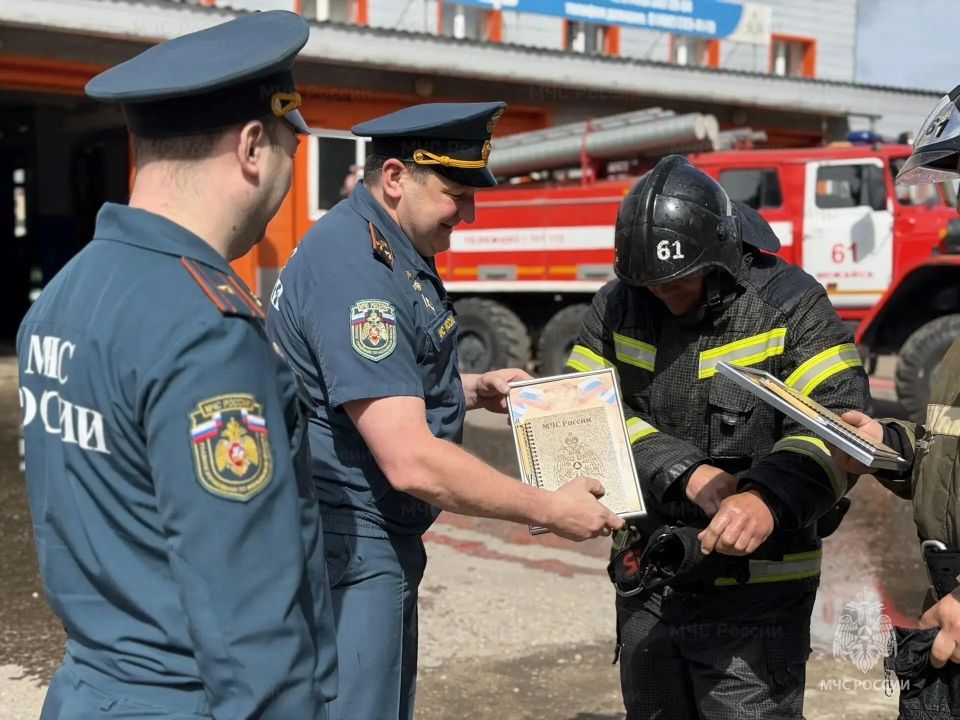 Личный состав 19 ПСО торжественно проводил на заслуженный отдых боевых товарищей Личный состав 19 ПСО торжественно проводил на заслуженный отдых боевых товарищей