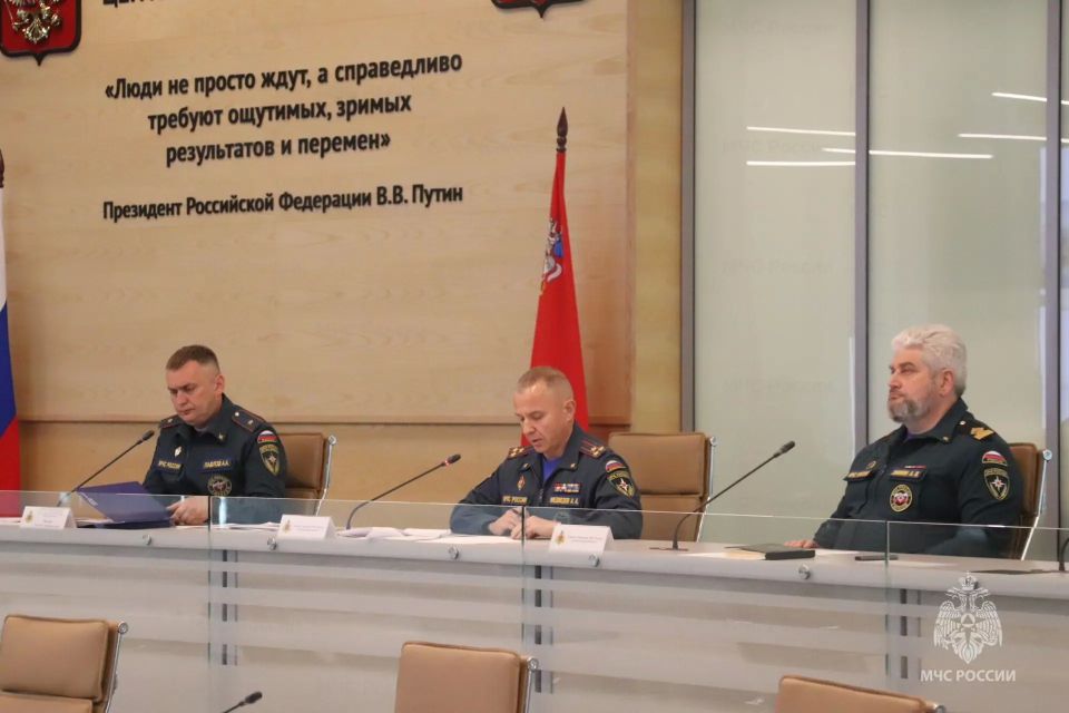 В Подмосковье усилят меры по обеспечению беспрепятственного доступа пожарной техники к жилым домам В Подмосковье усилят меры по обеспечению беспрепятственного доступа пожарной техники к жилым домам