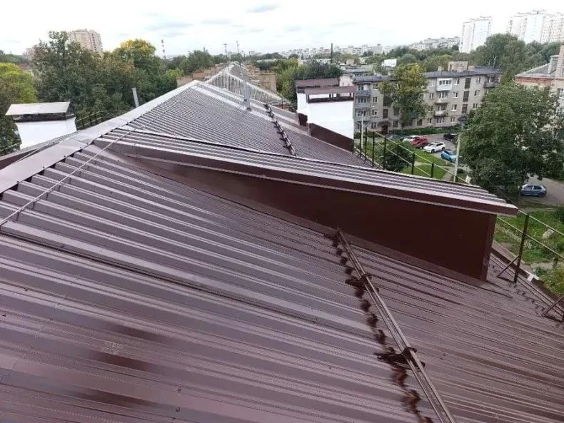 В Ногинске на улице Климова капитально отремонтировали кровлю дома